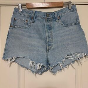 Gently Worn - LEVI’s 501 Light Wash Short